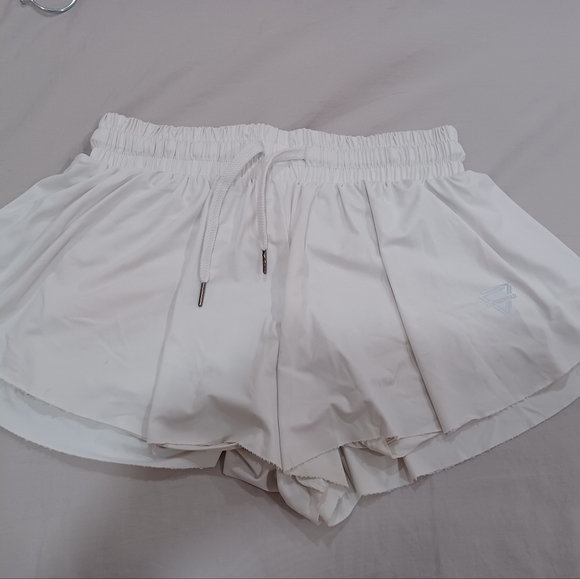 Butterfly shorts - Picture 1 of 3